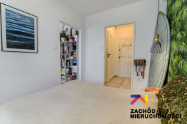 Atrakcyjna kawalerka z wydzieloną sypialnią